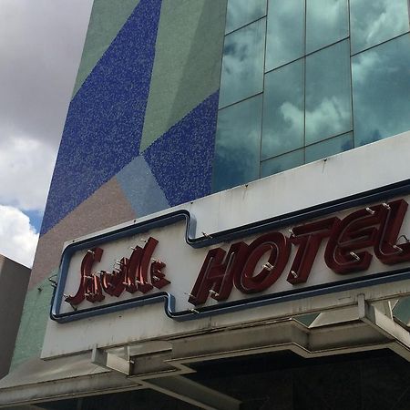 Saville Hotel サンパウロ エクステリア 写真
