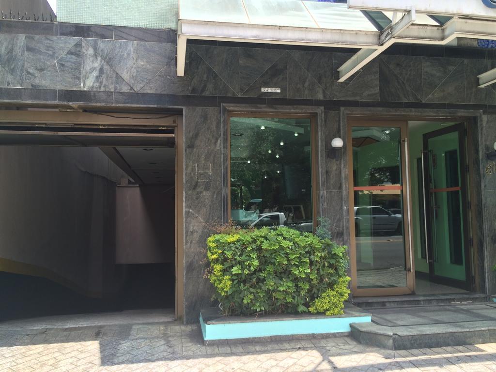 Saville Hotel サンパウロ エクステリア 写真