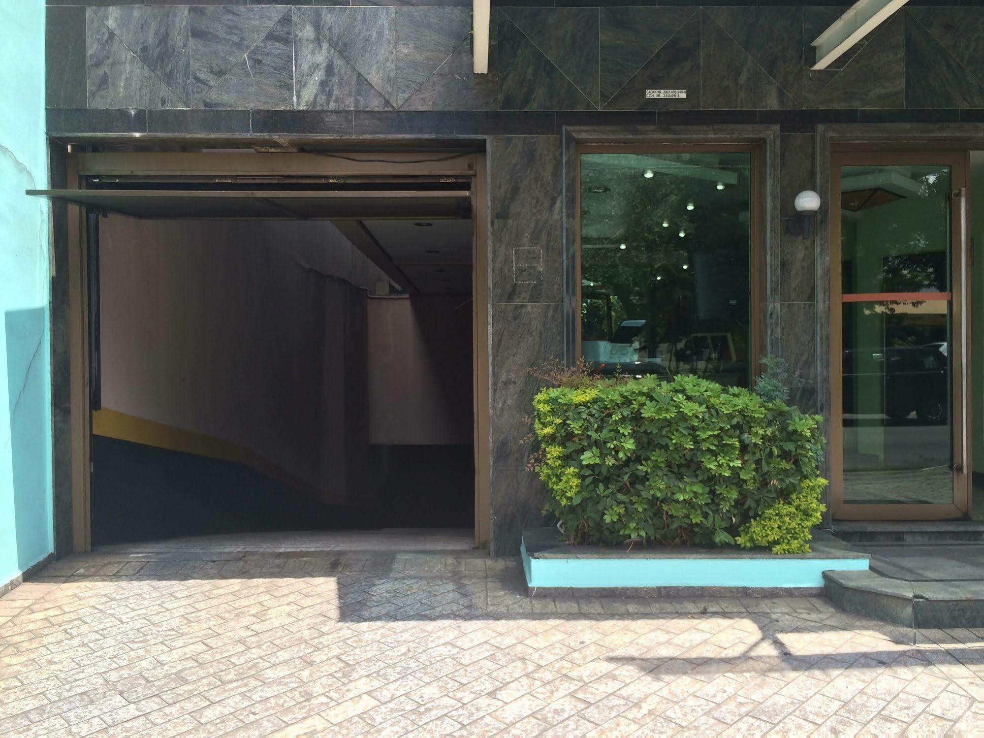 Saville Hotel サンパウロ エクステリア 写真